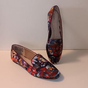 Land's End Vivian Watercolor Floral Flat 7 1/2M NEW